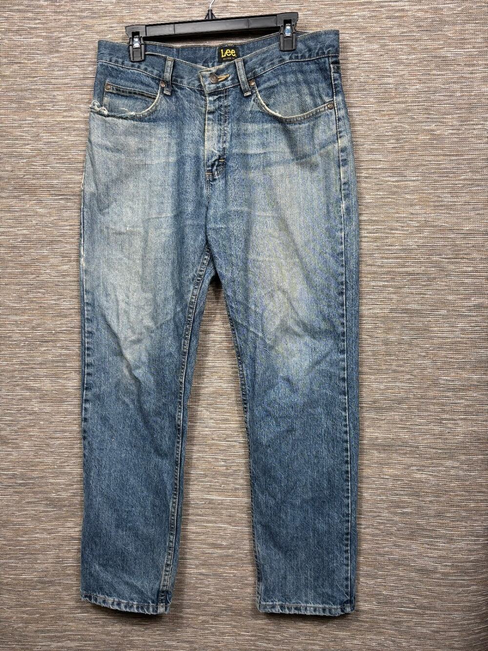 Lee Relaxed Fit Straight Leg Jean Mens Size 32x30 Medium Wash Mid Rise 2055525